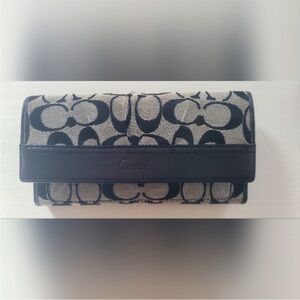 Coach Black and Cream Signature Wallet